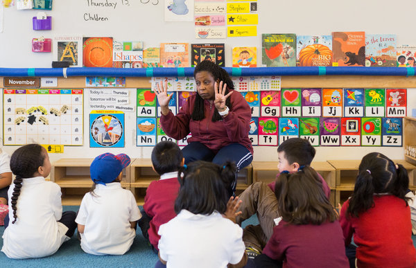 A prekindergarten class in San Francisco. A study found preschoolers benefited when their parents received texts with guidance on how to help them.
